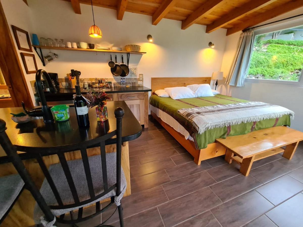 Refugio Del Volcan Casitas Сан Педро Ла Лагуна Екстериор снимка