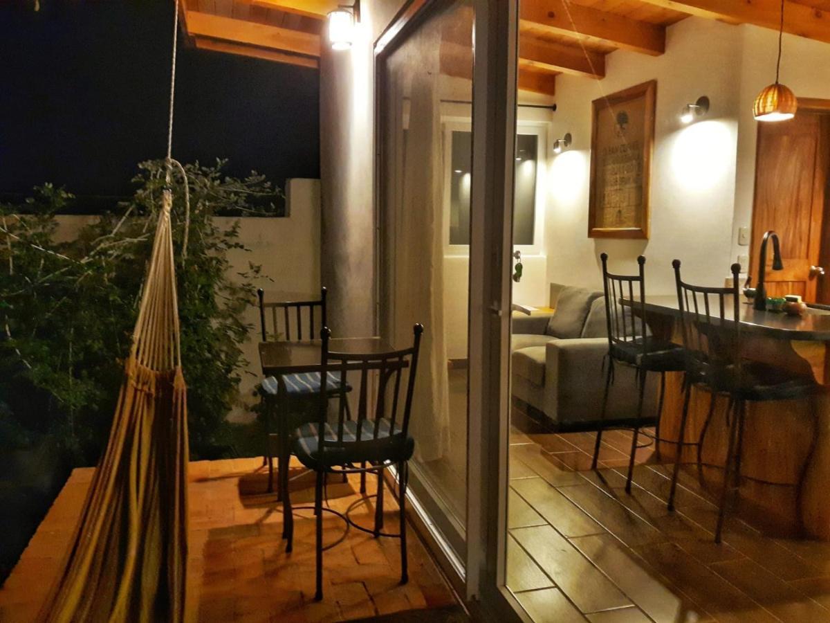 Refugio Del Volcan Casitas Сан Педро Ла Лагуна Екстериор снимка